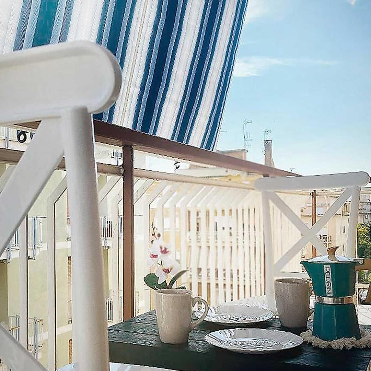 Casa Del Sole, In Via Sicilia Vicino Al Mare Apartment แตร์ราชินา ภายนอก รูปภาพ